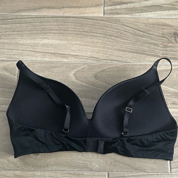 Soma Black Bra | Size 42C - Picture 2 of 3